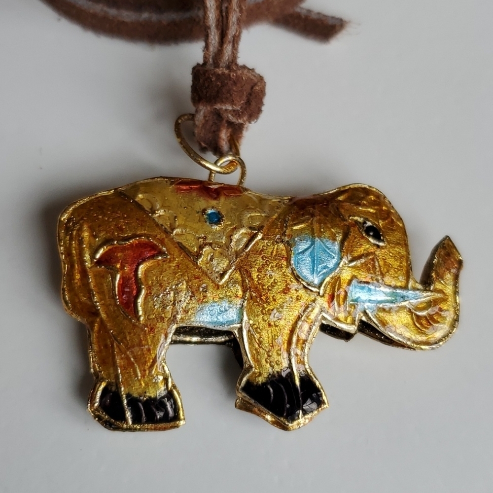 Enamel Gold Tone Elephant Pendant - Picture 8 of 9